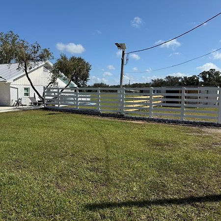 Studio B Polk City Exterior photo